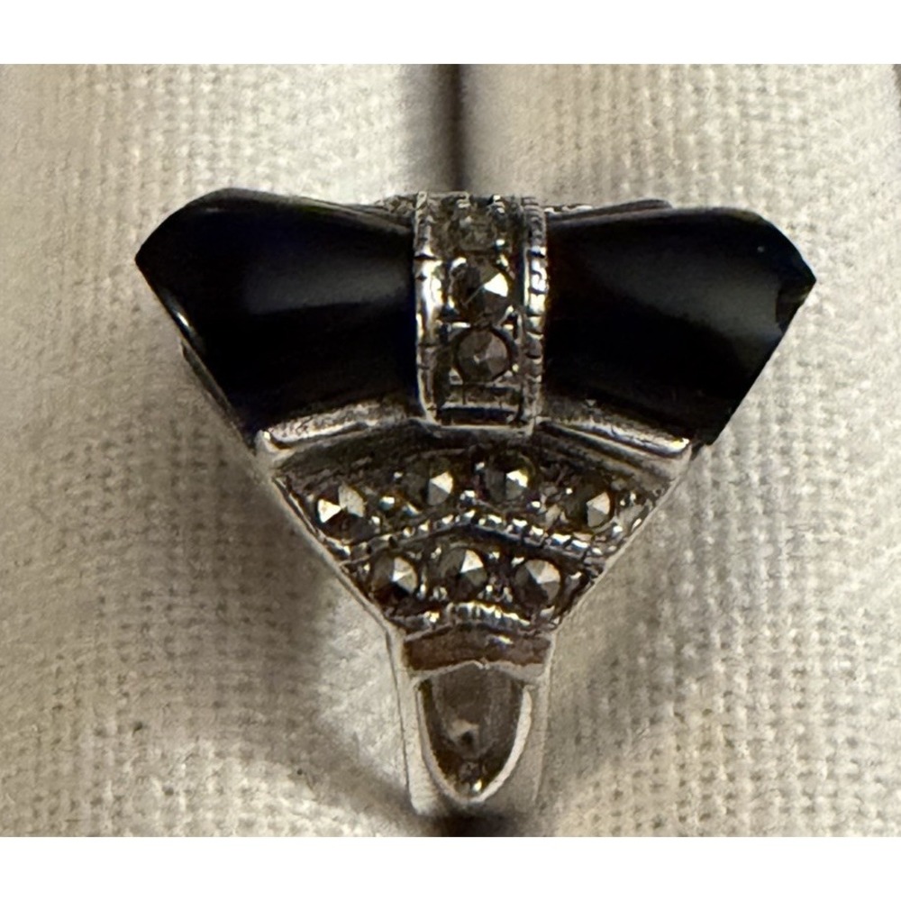 Sterling Silver Ring 5.3 Grams Sz 6.5 Black Color Stone Stamped Thailand